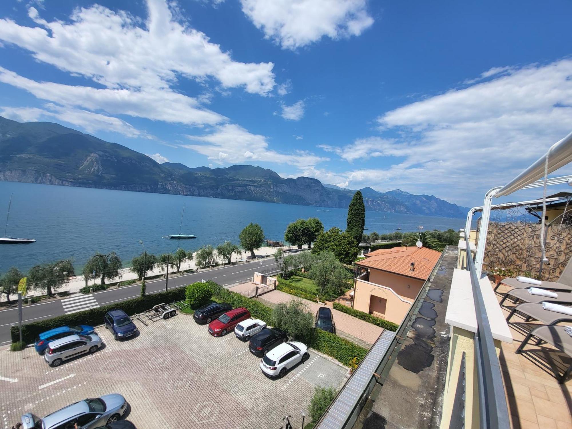 Penthouse Casa Alkea Masse Lake View Brenzone sul Garda Exteriör bild