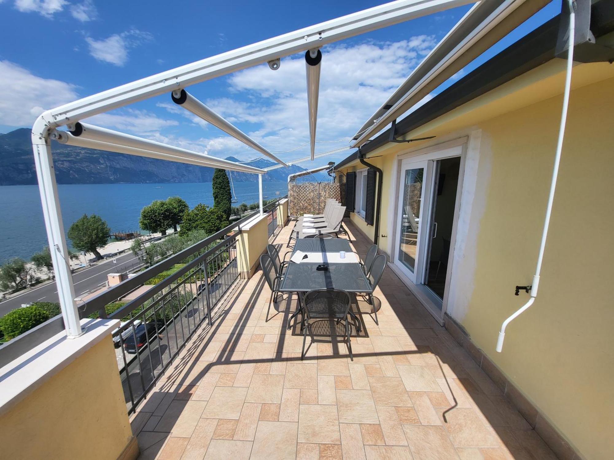 Penthouse Casa Alkea Masse Lake View Brenzone sul Garda Exteriör bild